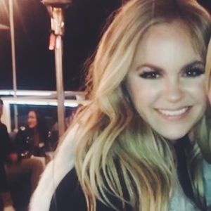 Meet your Posher, Christina